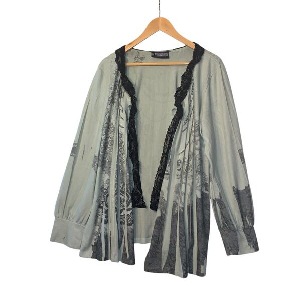 The Pyramid Collection sweater XL - Picture 9 of 11